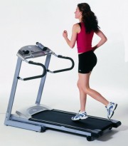 Come scegliere il tapis roulant e come usarlo  per l' allenamento a casa