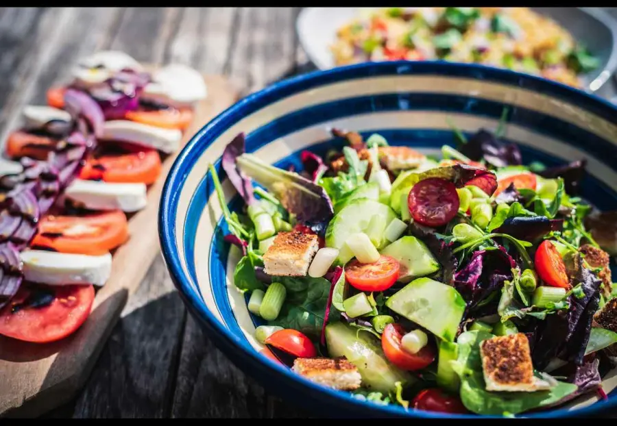 Dieta chetogenica: che cos’è, come funziona, esempio di menù e rischi