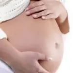 Toxoplasmosi e gravidanza: alimenti da evitare. Contagio toxoplasmosi: cibo, gatto e giardinaggio