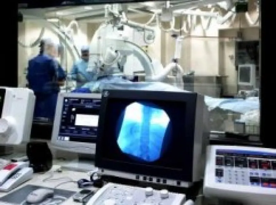 Nuovi interventi: aprire tube Falloppio (gravidanza), bruciare noduli tiroidei benigni, cura fratture vertebre