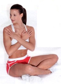 Esercizi addominali-pancia e per snellire fianchi: ginnastica a casa e dieta