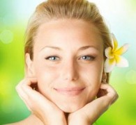 Laser per cicatrici da acne e pori dilatati: trattamenti viso di medicina estetica