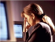 Uso del computer e salute occhi: consigli contro secchezza degli occhi, rossore, vista appannata