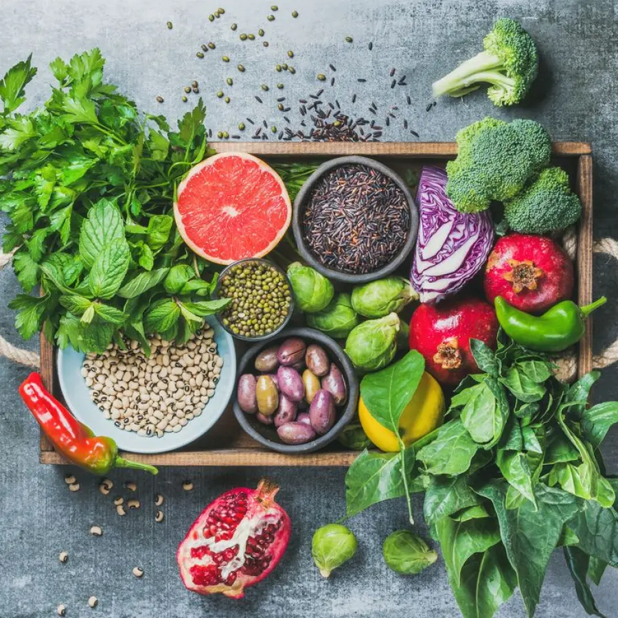 Regole base del vivere sano: ecco cosa non può mancare sulla vostra tavola