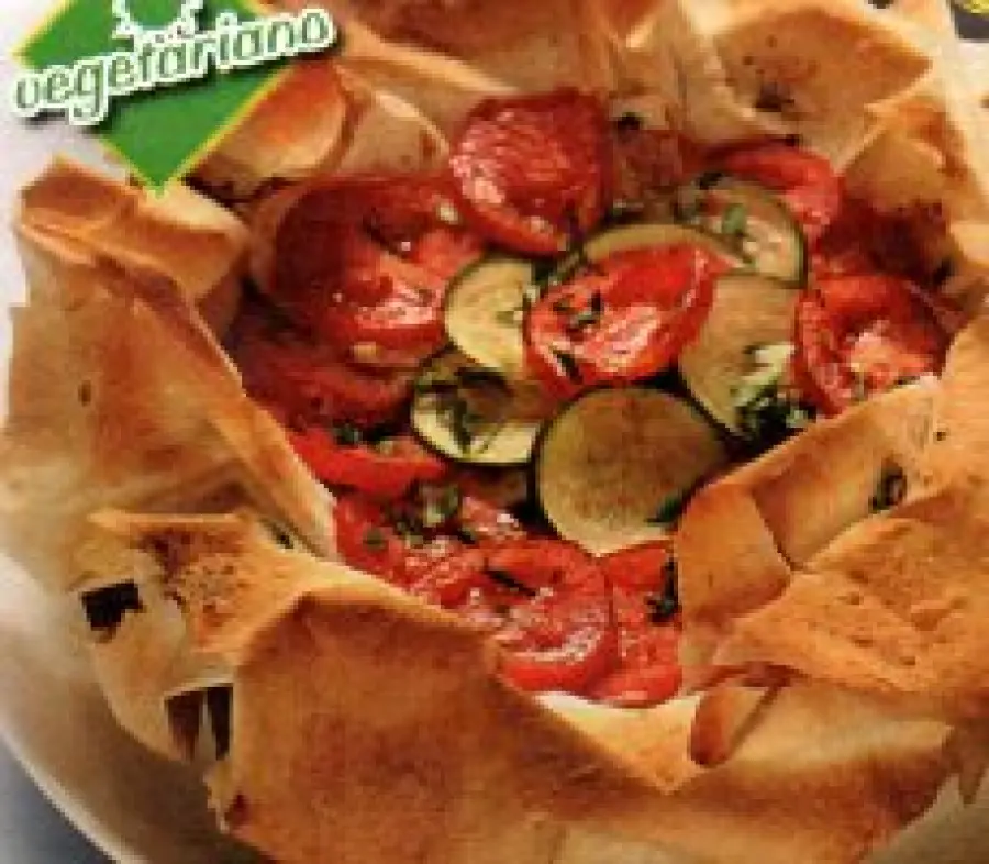 Ricette light Verdure - Ricetta torta salata di zucchine e pomodori: ricetta vegetariana da 160 calorie 