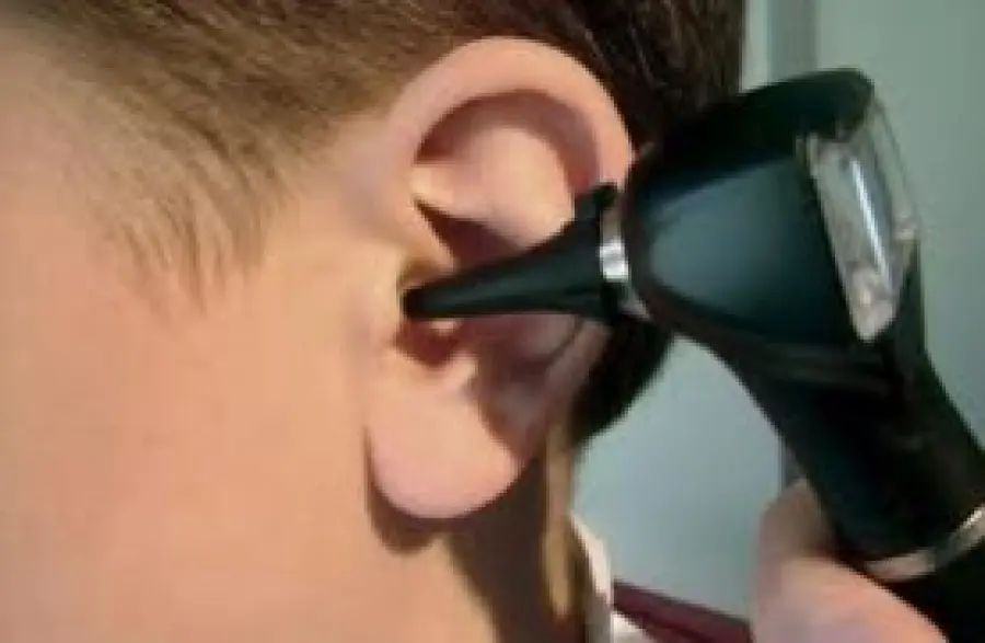 Sintomi e cura otite media catarrale, otite esterna, tappo di cerume nelle orecchie, calo dell' udito