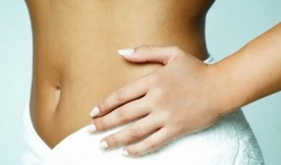 Ultrasuoni a cavitazione per un girovita più sottile: eliminare le maniglie dell' amore sui fianchi