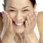 Rimedi per acne, cicatrici, brufoli, punti neri, pelle grassa, pori dilatati e cisti sebacee ("grani di miglio")