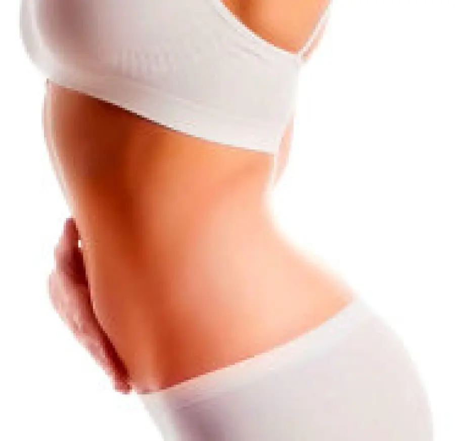 Aumento del seno piccolo con protesi (mastoplastica additiva) e aumento dei glutei piatti con protesi