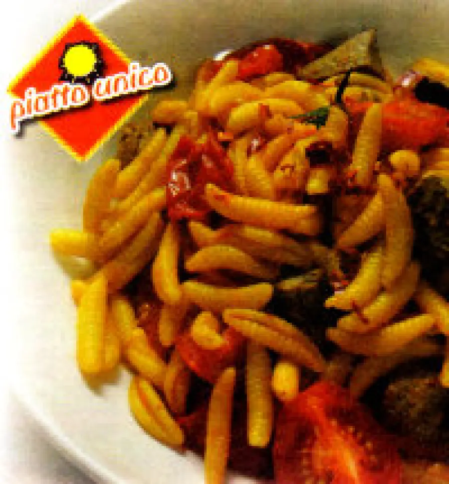 Ricetta pasta con tonno fresco: un piatto unico con pasta e pesce da 390 calorie - Ricette Dietetiche