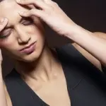 Salute donna: cefalea, emicrania, mal di testa e dolore cronico. Terapie di cura per il dolore cronico