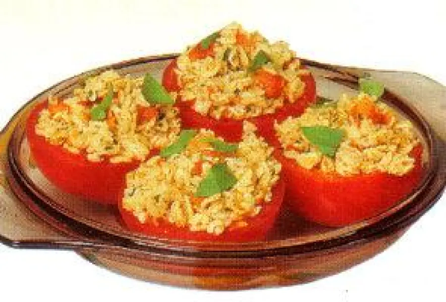 Ricette light con le Verdure - Ricetta Pomodori ripieni con fiocchi d' avena: un contorno dietetico di verdure