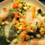 Ricette dietetiche Pesce - Ricetta carpaccio di ricciola con pesto e verdure: un secondo piatto da 175 calorie