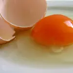 Due uova a settimana nella dieta per una sana alimentazione. Calorie dell' uovo, proteine e proprietà
