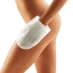 Tecniche di massaggio anticellulite fai-da-te e docce alternate di acqua calda e fredda contro la cellulite