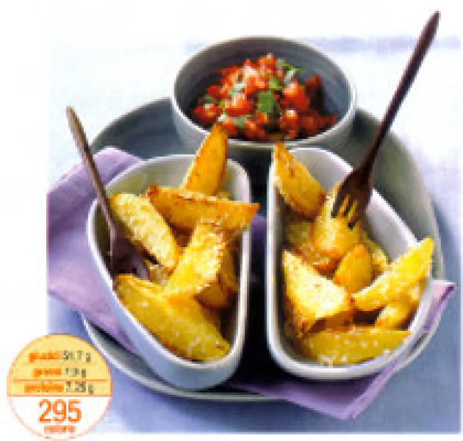 Ricette con le verdure: ricetta patate al forno al sesamo con salsa di pomodoro. Contorno da 295 calorie 