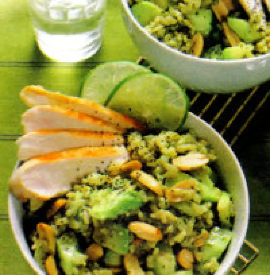 Ricette Light: ricetta del Riso in insalata con pollo e avocado. Un piatto unico o primo piatto da 550 Kcalorie