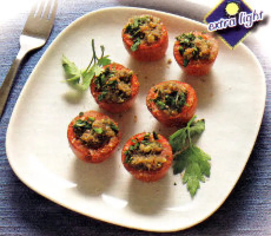 Ricette Light: ricetta dei Pomodori Gratinati al forno. Un antipasto o un contorno dietetico da 65 Kcalorie