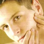 Prodotti Cosmetici Uomo: bellezza viso e corpo. Crema viso uomo per pelle sensibile e pelle grassa, detergenti