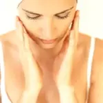 Filler viso di acido ialuronico con microcannule flessibili: meno iniezioni per eliminare le rughe del viso