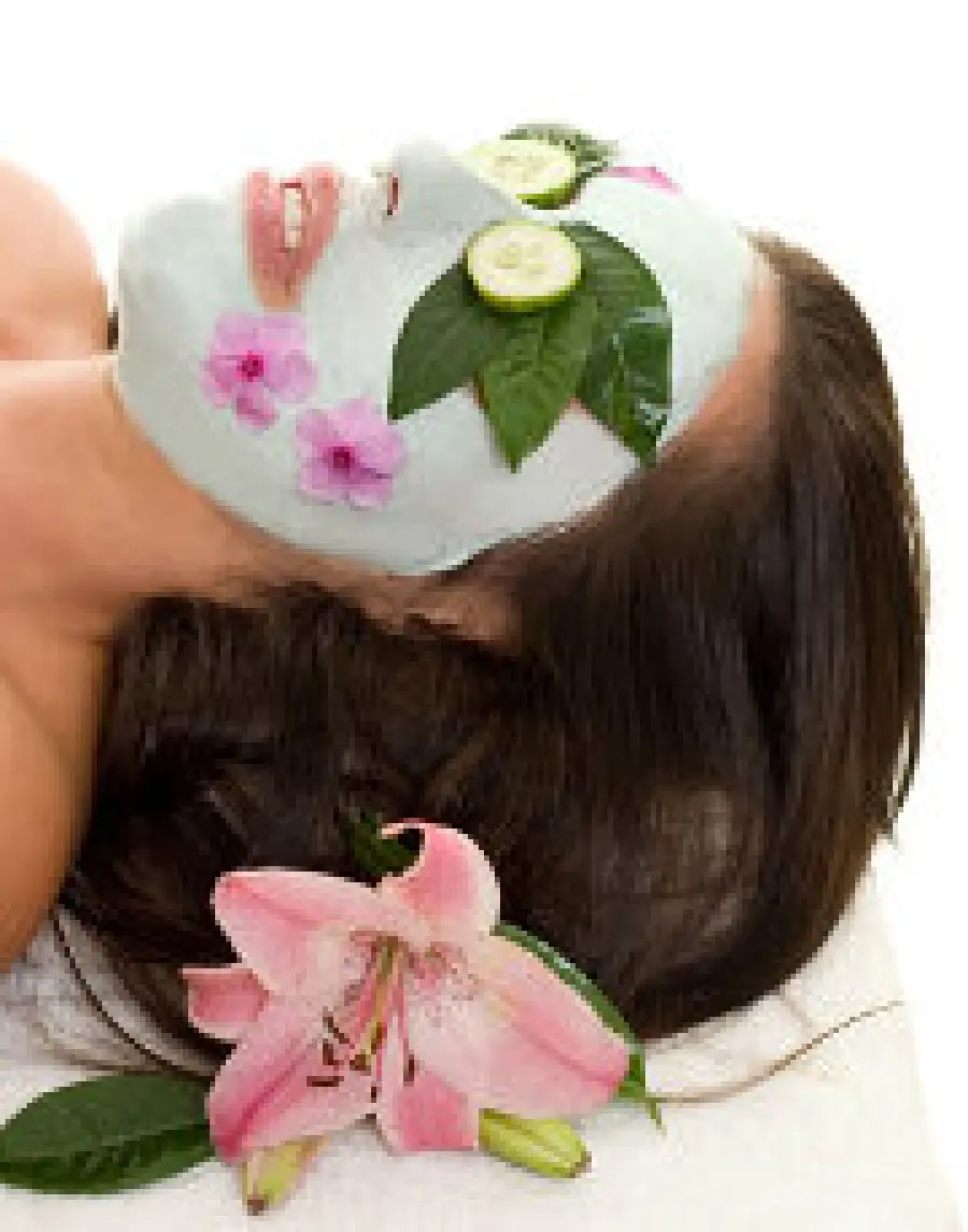 Meliloto: un rimedio naturale per eliminare borse sotto gli occhi e occhiaie con un trattamento fai-da-te