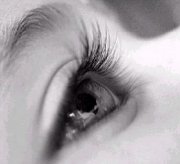 Chirurgia per la ricostruzione dell' occhio dopo un trauma, un glaucoma o un tumore agli occhi 