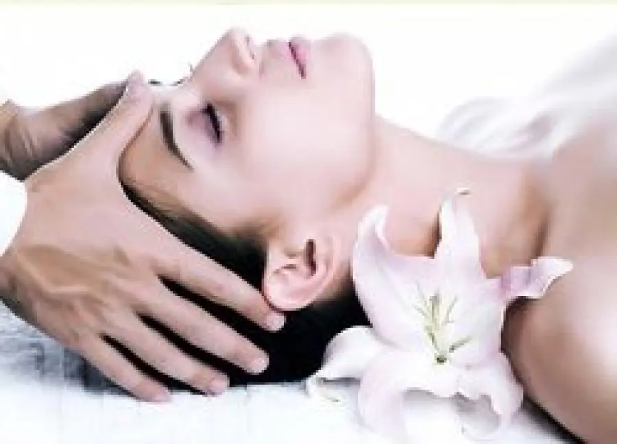 Alle Terme di Salsomaggiore e di Tabiano massaggi relax, riflessologia plantare e piscine termali coperte