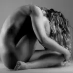 Nei e melanoma, macchie della pelle e macchie scure su viso e mani. Prevenire il tumore della pelle - Nuove Cure