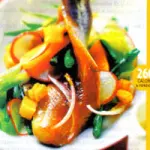 Ricette veloci e dietetiche pesce: ricetta di Aringhe fresche marinate e verdure. Solo 260 calorie
