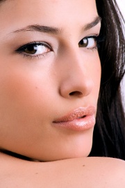 Trucco occhi e viso: il Trucco Semipermanente per l' aumento delle labbra, per coprire cicatrici e macchie