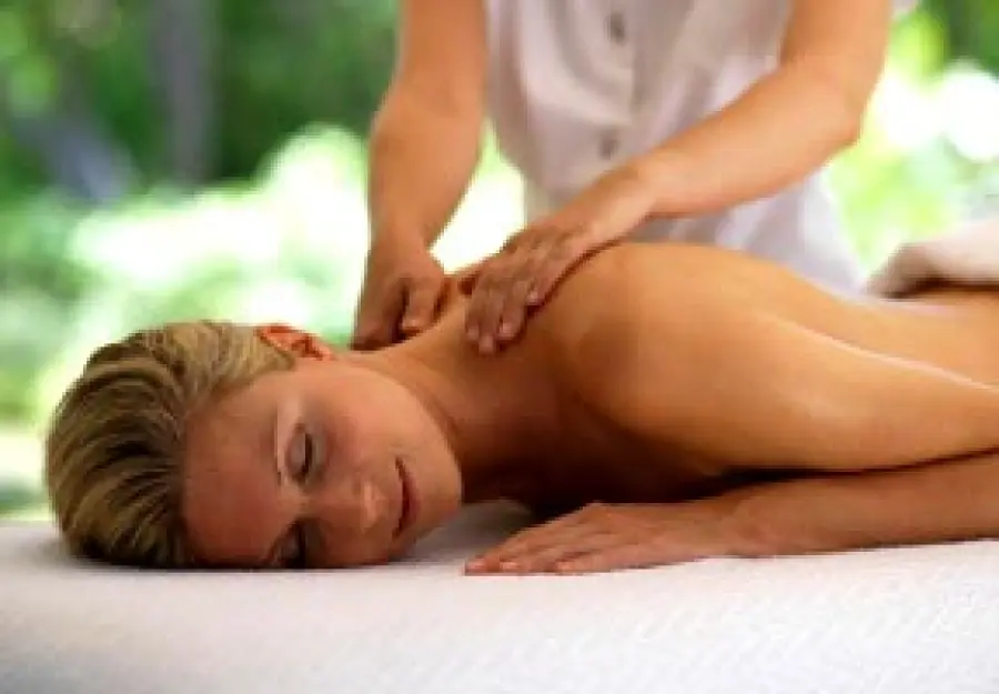 Centri Benessere Spa Milano: all' Hammam della Rosa peeling esfolianti e una pausa pranzo rinfrescante