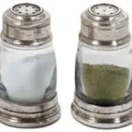 Alimentazione e Salute: come usare poco sale in cucina con un mix di aromi per condire gli alimenti e i piatti