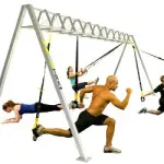 Esercizi per addominali, esercizi per gambe e glutei ed esercizi per braccia e spalle con TRX Suspension 