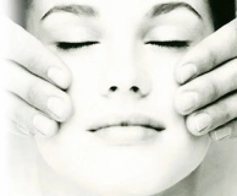 Trattamenti antirughe: crema e prodotti cosmetici contro le rughe del viso. Le novità per attenuare le rughe 