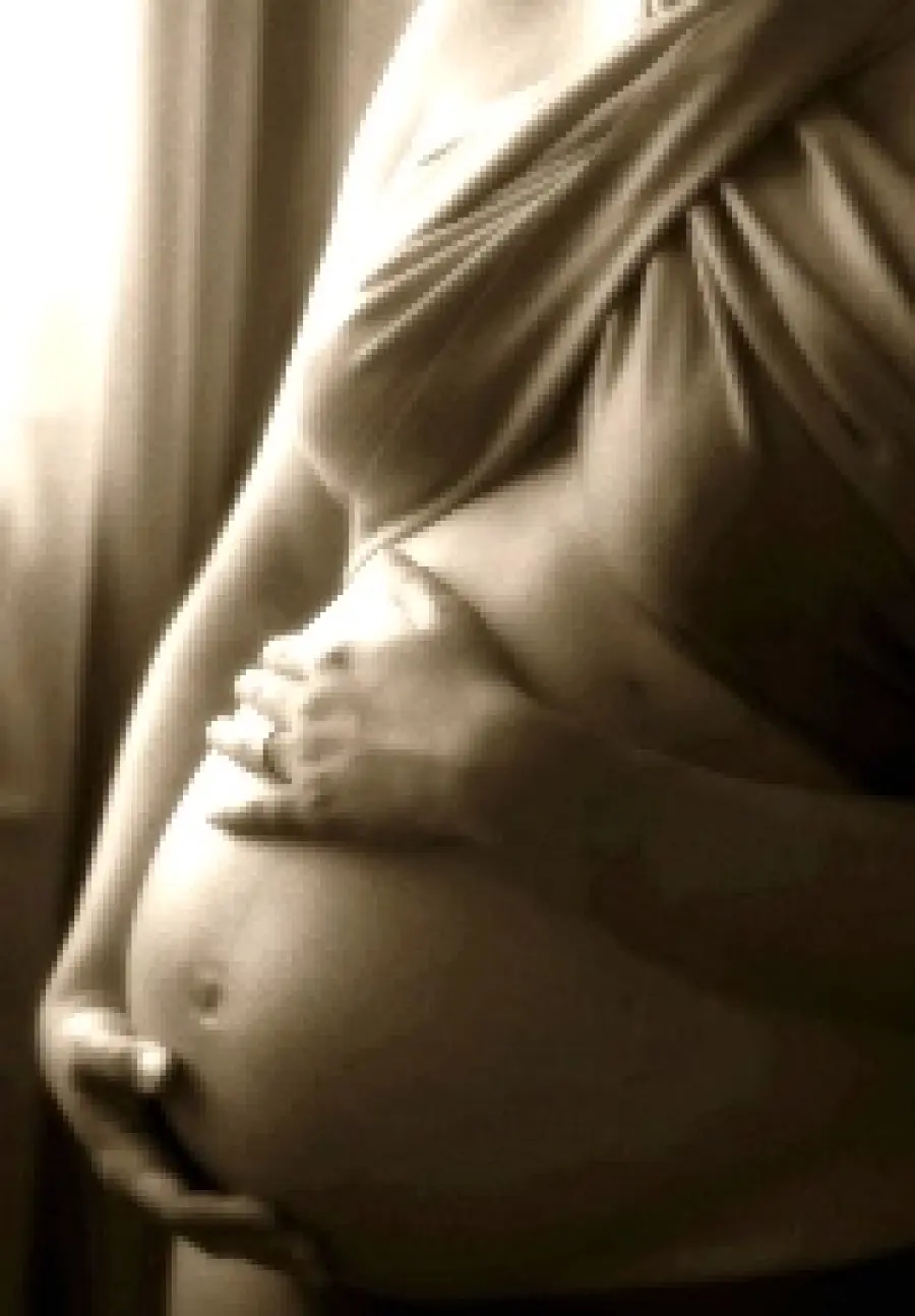 Salute donna e farmaci in gravidanza: i rischi dei farmaci antinfiammatori e antidepressivi assunti in gravidanza