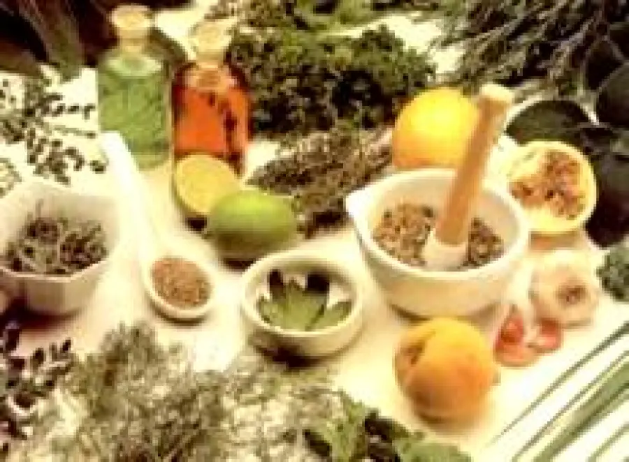 Fitoterapia: rimedi naturali per cellulite e sovrappeso. Integratori alimentari dimagranti per la dieta