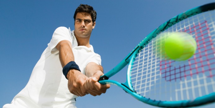 Benefici Tennis: quali muscoli sviluppa? Come evitare traumi da sport?