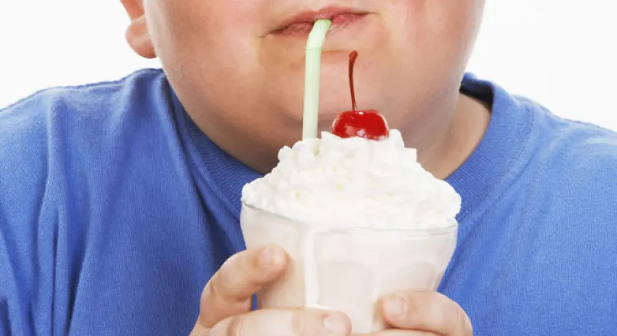 Bambini obesi: cosa fare? Consigli e dieta per bambini obesi