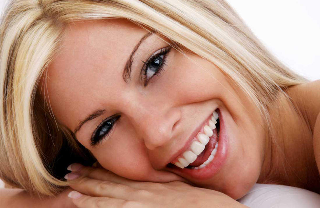 Consigli bellezza viso: denti, labbra, zigomi, mento