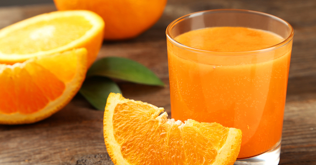 Benefici dell' arancia: meglio spremuta o il frutto intero?