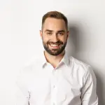 Protesi capelli: per sconfiggere la calvizie, come scegliere quella giusta?