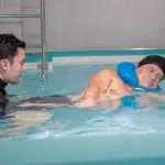 Idrokinesiterapia: i benefici della riabilitazione in acqua