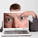 Rughe da pc: il computer fa venire le rughe?