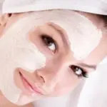 Come fare una maschera viso con miele e yogurt
