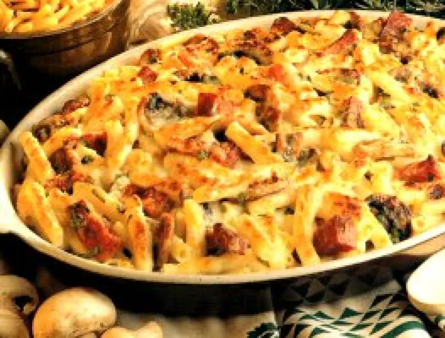 Ricetta pasta gratinata al forno con prosciutto cotto, funghi, panna