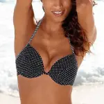 Come scegliere il bikini per seno piccolo, seno grande, seno cadente