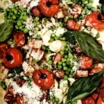 Ricetta facile orecchiette con pomodori, speck e piselli: primo piatto completo di pasta