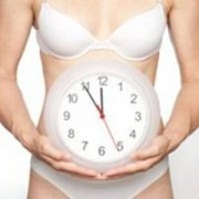 Menopausa precoce prima dei 40 anni: cause, sintomi, diagnosi e terapia ormonale sostitutiva