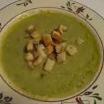 Ricetta zuppa depurativa di broccoli: vellutata di verdure vegetariana e vegana