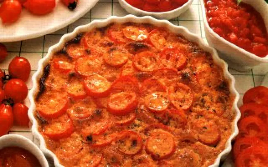 Torte salate: ricetta tortino di pomodori, uova e pecorino. Ricetta facile e veloce